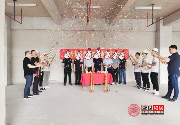 <a href='http://www.71409771.com/display/409842.html' style='color:blue;'>合肥廠房裝修</a>開工大吉 合肥廠房裝修開工大吉